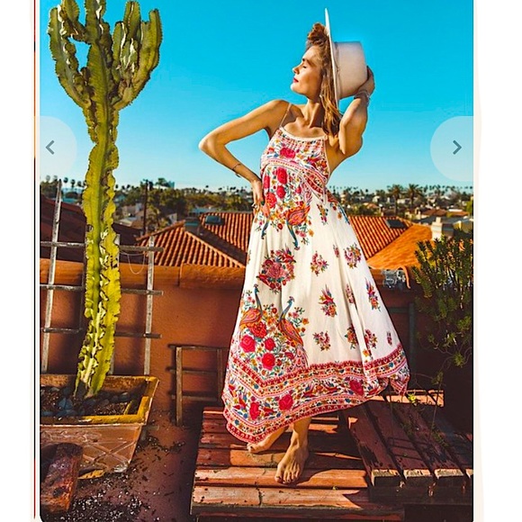 Spell Dresses & Skirts - Spell Rare Hotel Paradiso Strappy Maxi Dress HTF Beach Coastal Novelty Print